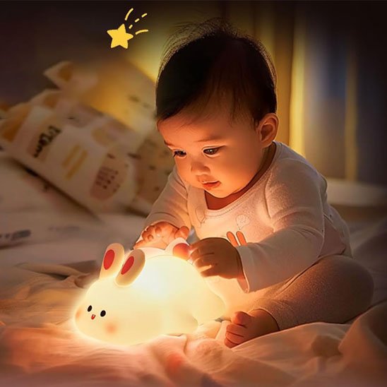 Veilleuse bébé lapin avec bébé apaiser