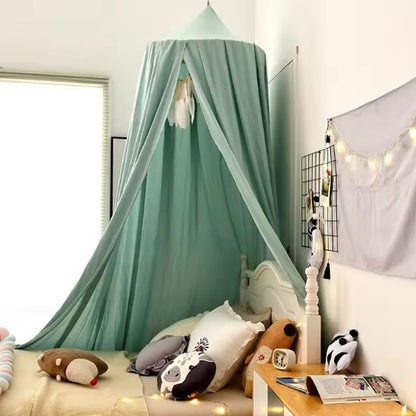 Ambiance douce et apaisante avec notre ciel de lit 
