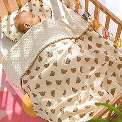 Bébé apaiser avec couverture bébé ourson