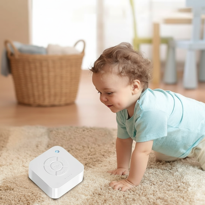 Bébé avec veilleuse bruit blanc musical