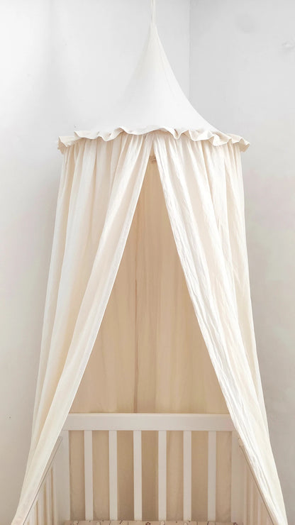 ciel de lit blanc agréable pour bebe