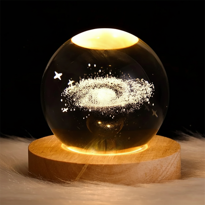 Lampe boule galaxie sur fond noir