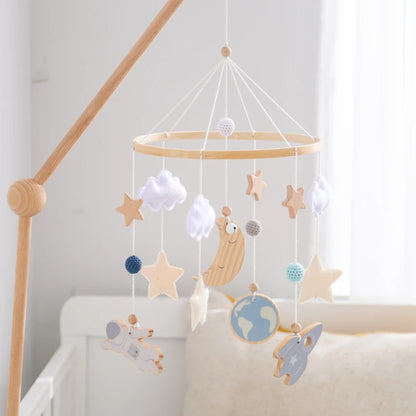 Mobile bébé motif astronaute 