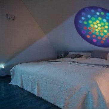 Veilleuse projecteur brillantes pour bébé apaise